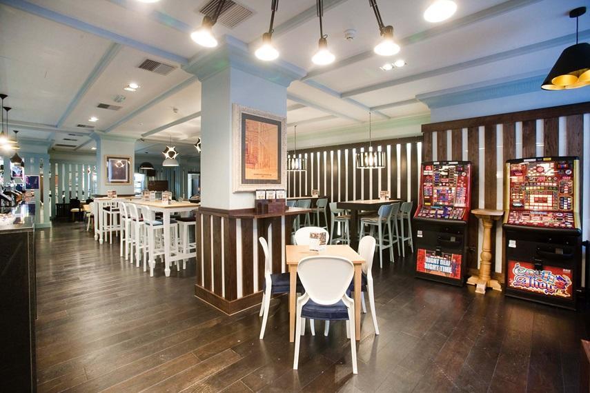 The Guildhall And Linen Exchange Wetherspoon Dunfermline Exterior photo